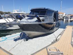 8m custom alley boat on ACRdock